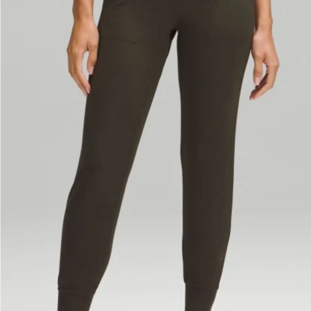 Lululemon Align High-Rise Legging Joggers pockets Dark Olive size 8. Length 28” - Picture 4 of 8